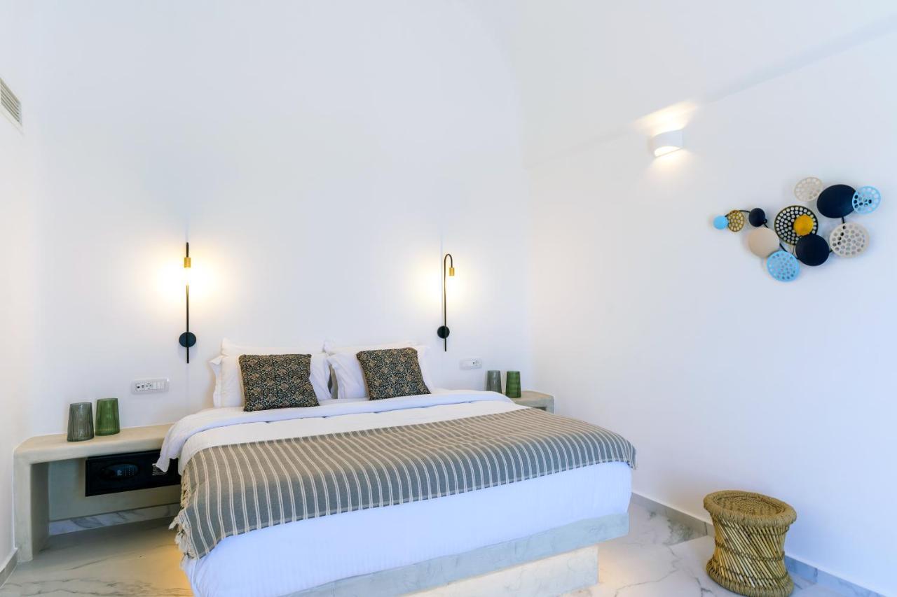 Lavadoze Luxury Suites Exo Gonia Exterior photo